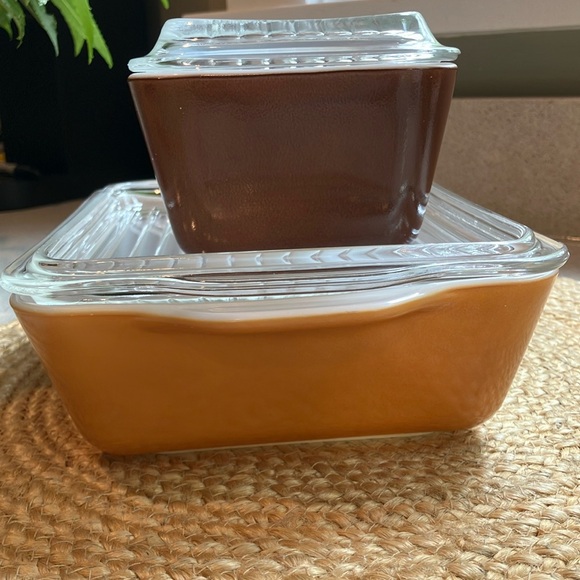 Vintage Pyrex Old Orchard Refrigerator Set - Picture 4 of 16